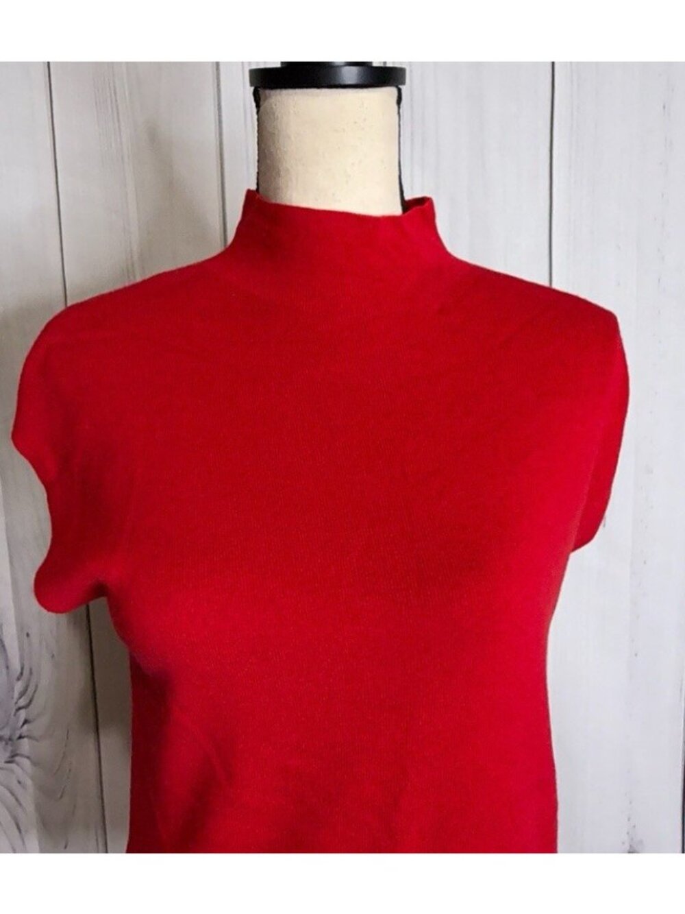 Ann Taylor Petite Sz LP Mock Neck Sleeveless Knit Top Sweater Red Capsule - Picture 2 of 9